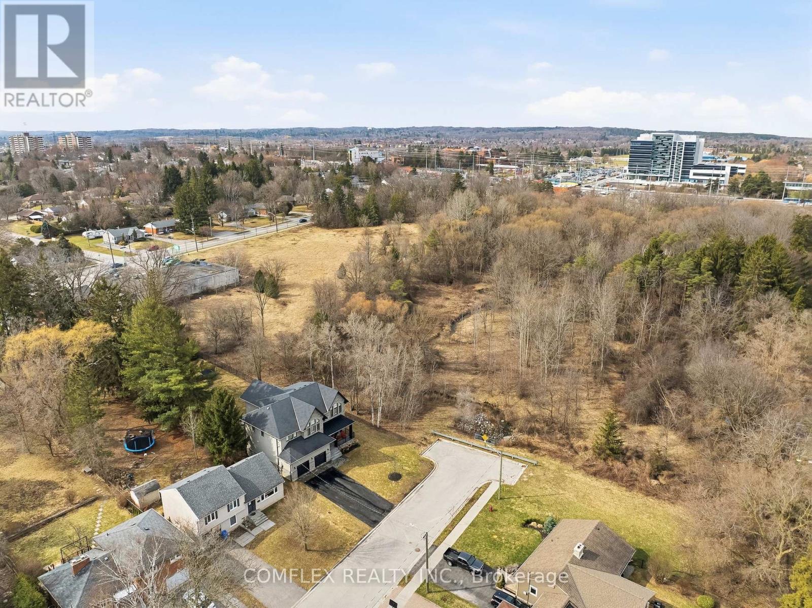 108 Avenue Road, Newmarket, Ontario  L3Y 1N3 - Photo 3 - N12983704