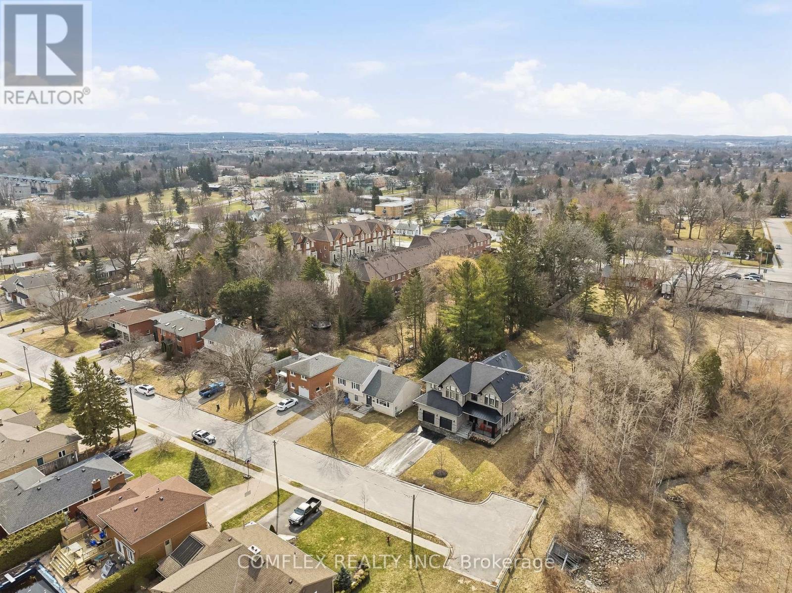 108 Avenue Road, Newmarket, Ontario  L3Y 1N3 - Photo 4 - N12983704