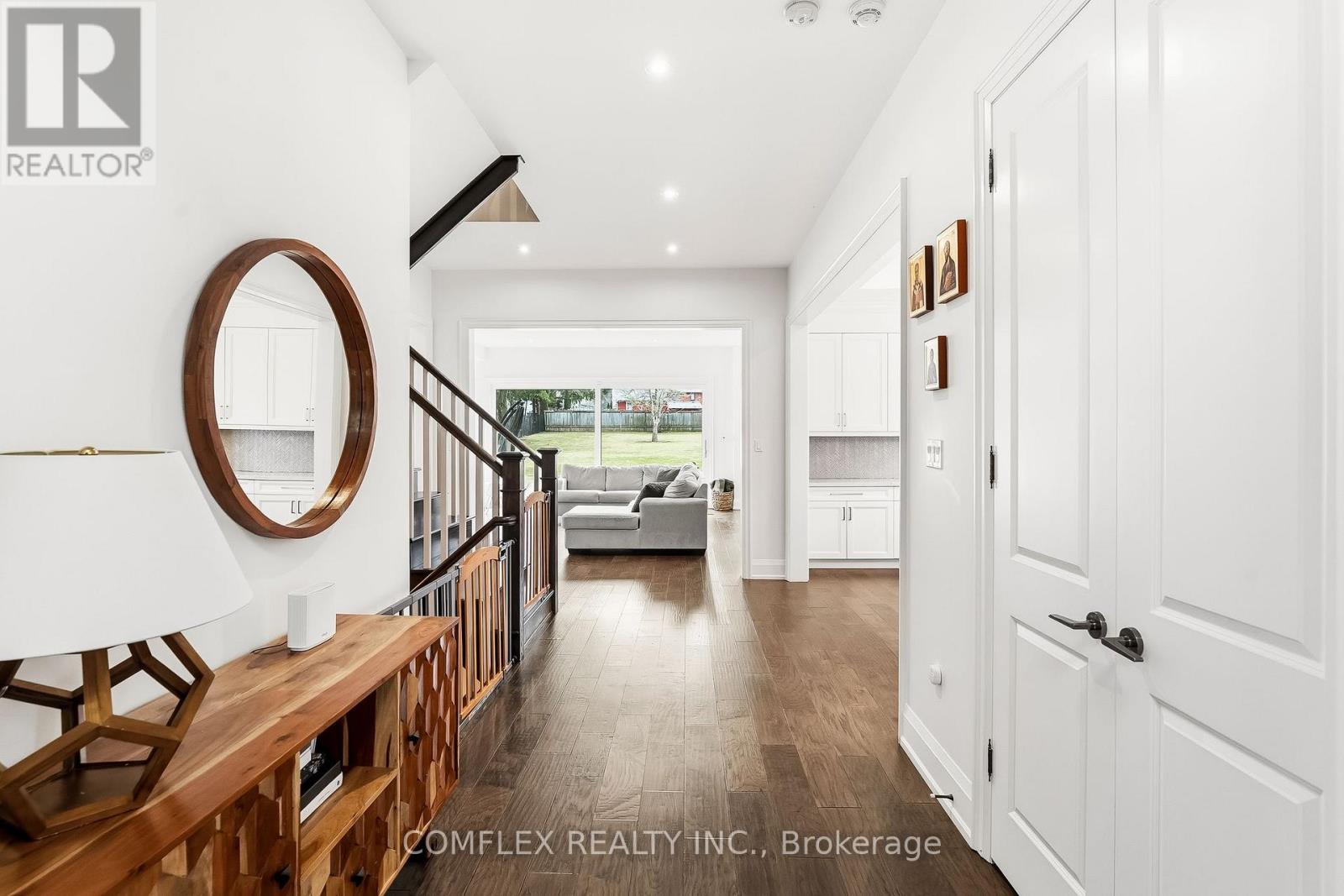 108 Avenue Road, Newmarket, Ontario  L3Y 1N3 - Photo 6 - N12983704