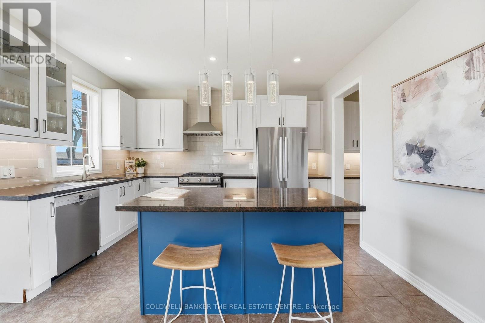 81 Romanelli Crescent N, Bradford West Gwillimbury (Bradford), Ontario  L3Z 0X7 - Photo 11 - N12983768