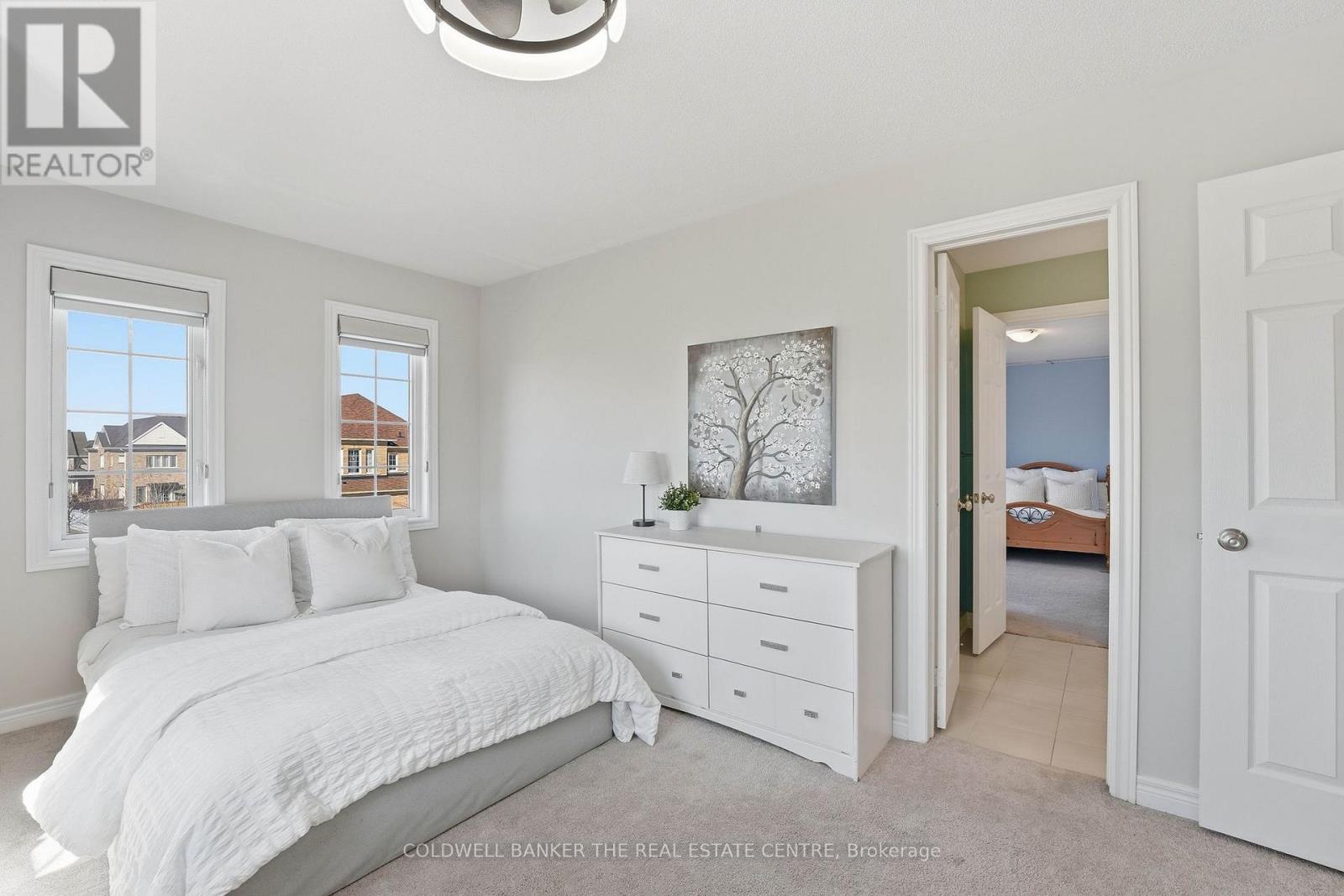 81 Romanelli Crescent N, Bradford West Gwillimbury (Bradford), Ontario  L3Z 0X7 - Photo 33 - N12983768