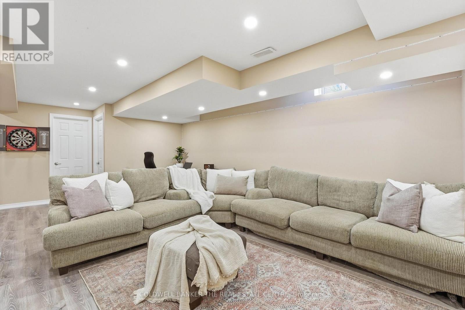 81 Romanelli Crescent N, Bradford West Gwillimbury (Bradford), Ontario  L3Z 0X7 - Photo 37 - N12983768