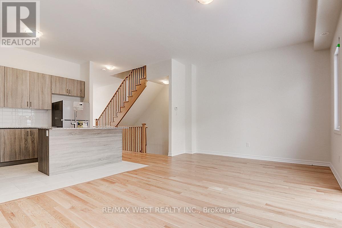 42 Quilico Road, Vaughan, Ontario  L4H 5G9 - Photo 12 - N12983788