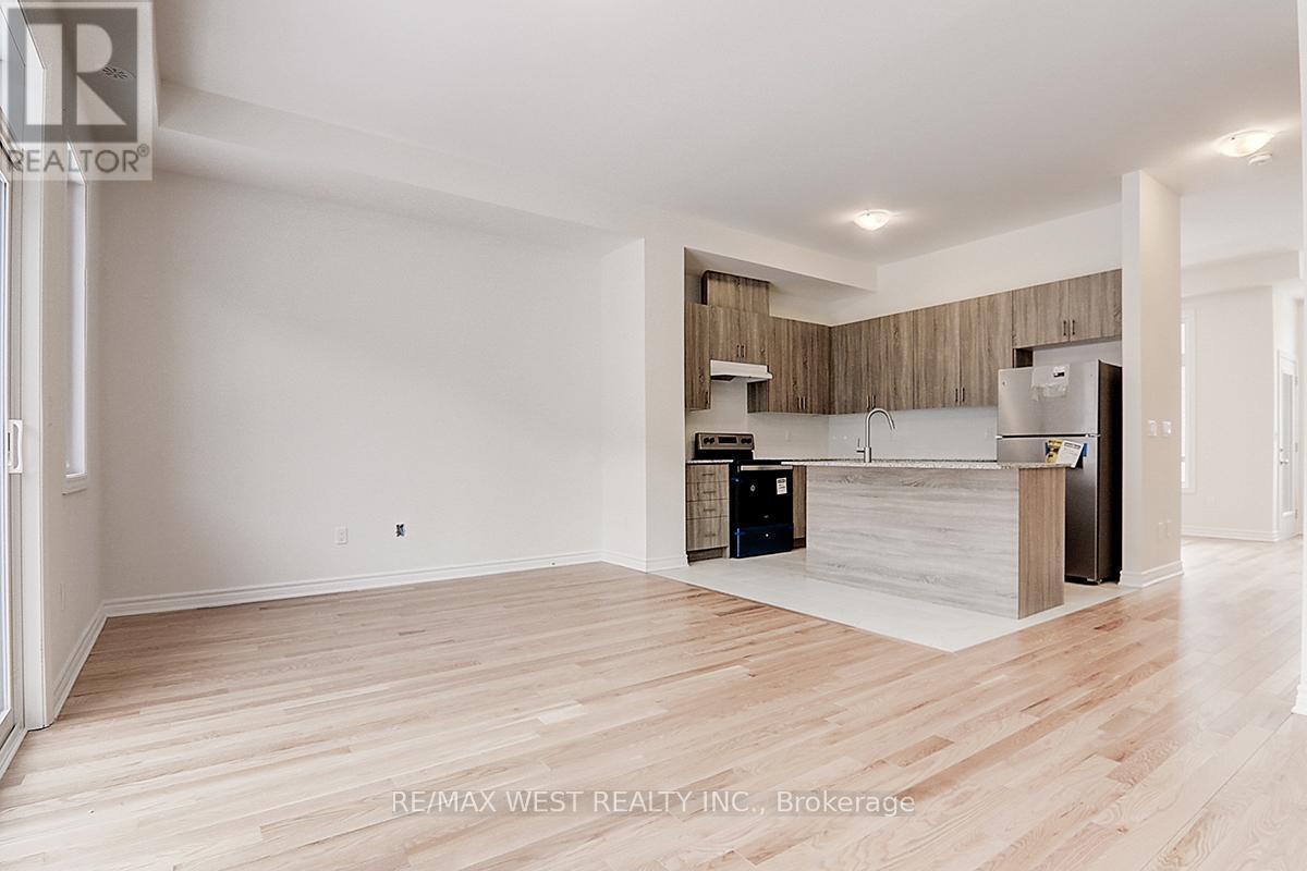 42 Quilico Road, Vaughan, Ontario  L4H 5G9 - Photo 9 - N12983788