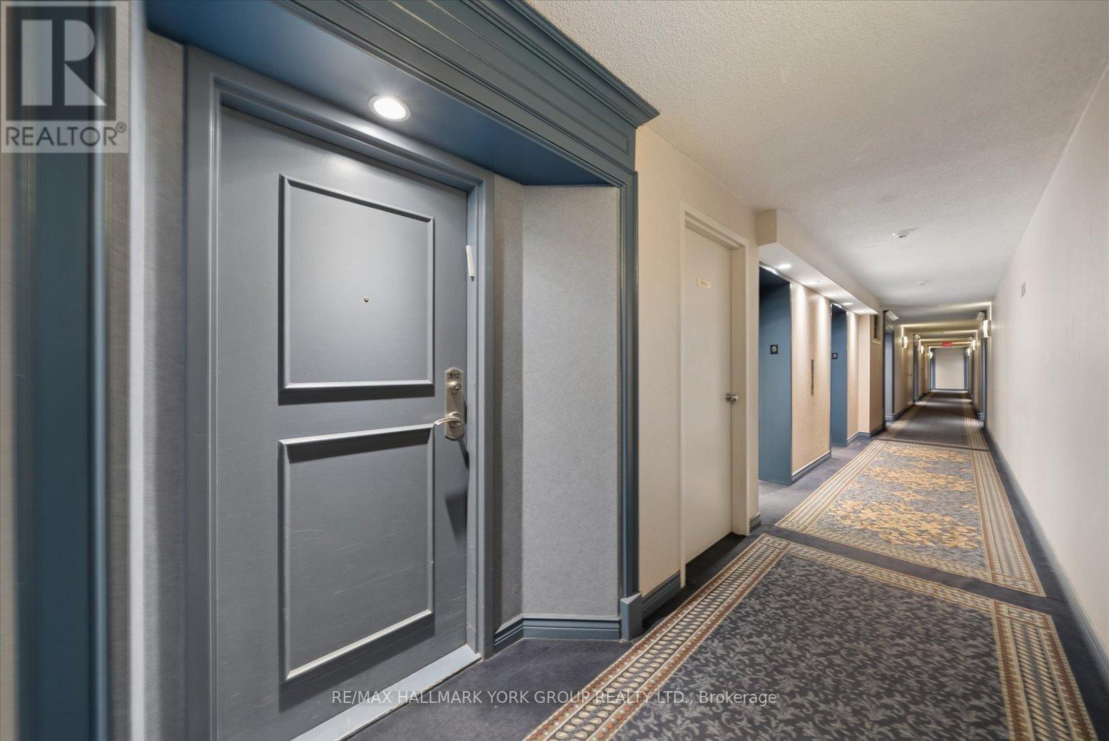 512 - 81 Townsgate Drive, Vaughan, Ontario  L4J 8E6 - Photo 26 - N12983840