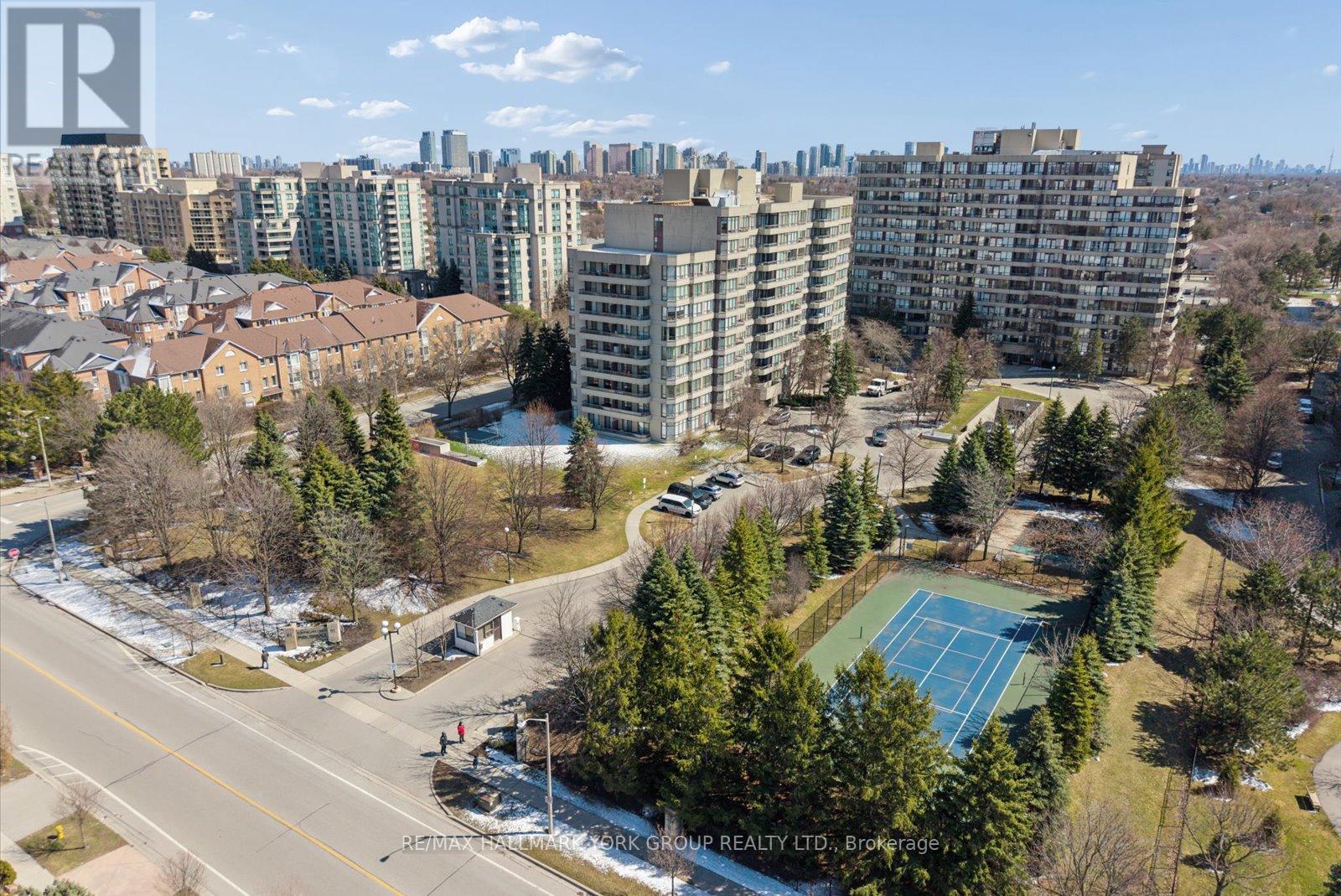 512 - 81 Townsgate Drive, Vaughan, Ontario  L4J 8E6 - Photo 34 - N12983840