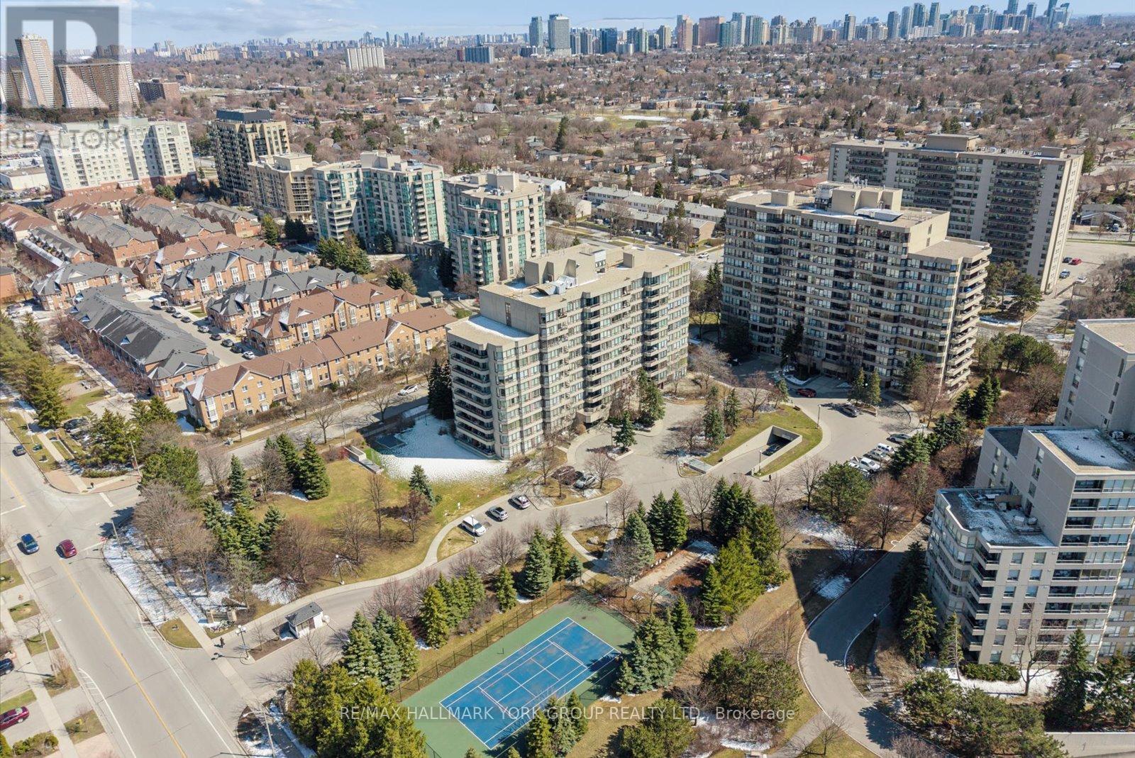 512 - 81 Townsgate Drive, Vaughan, Ontario  L4J 8E6 - Photo 36 - N12983840