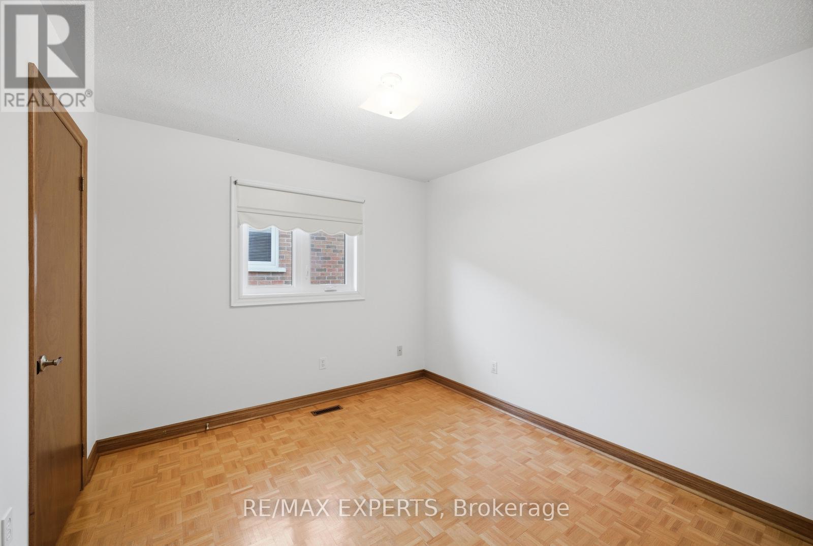 92 Mapes Avenue, Vaughan, Ontario  L4L 8R9 - Photo 11 - N12983846