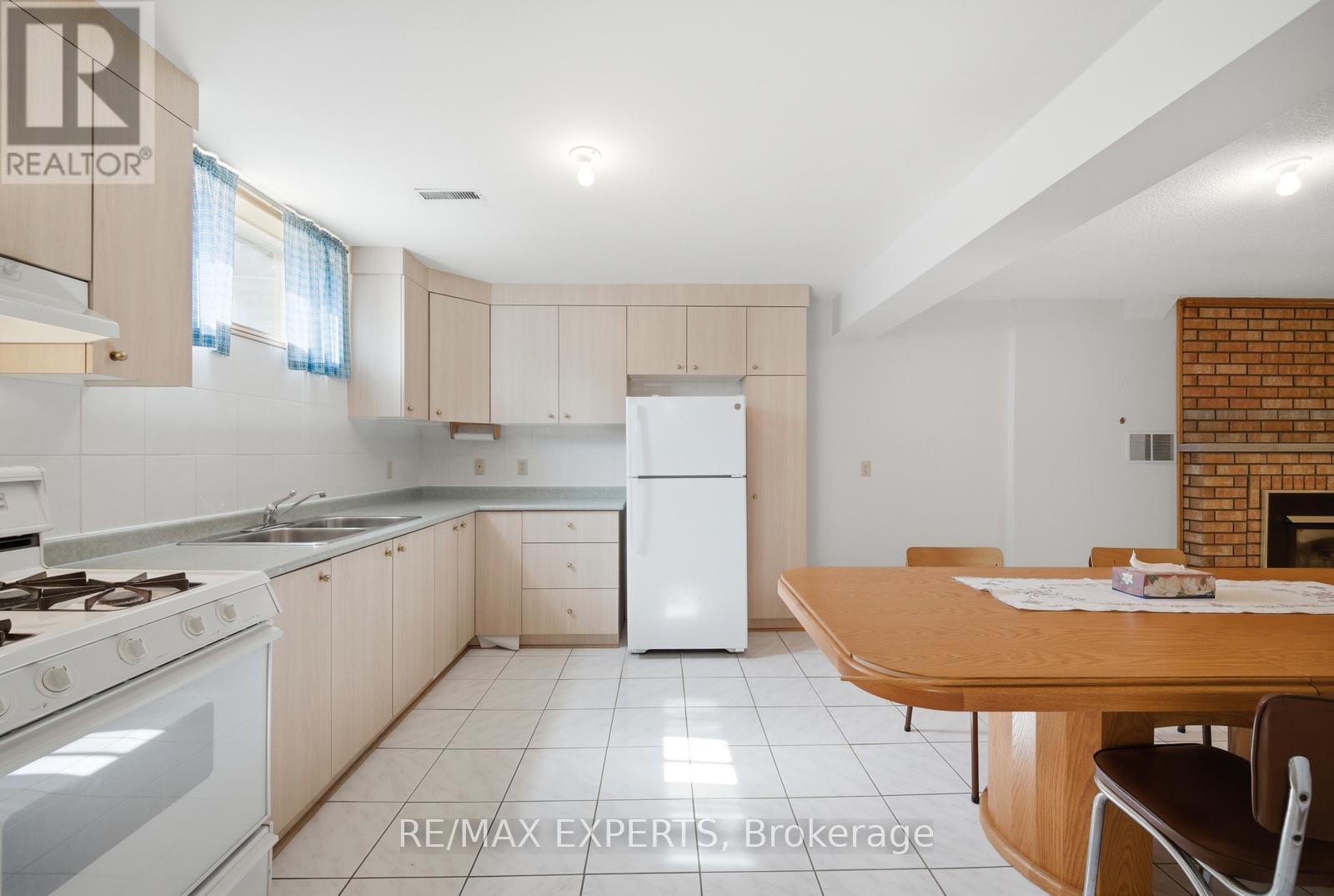 92 Mapes Avenue, Vaughan, Ontario  L4L 8R9 - Photo 25 - N12983846