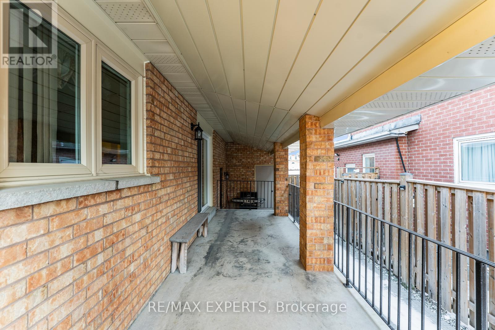 92 Mapes Avenue, Vaughan, Ontario  L4L 8R9 - Photo 33 - N12983846