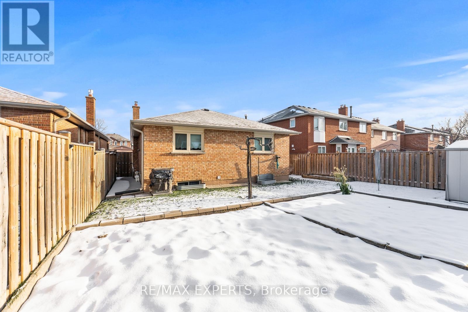 92 Mapes Avenue, Vaughan, Ontario  L4L 8R9 - Photo 35 - N12983846