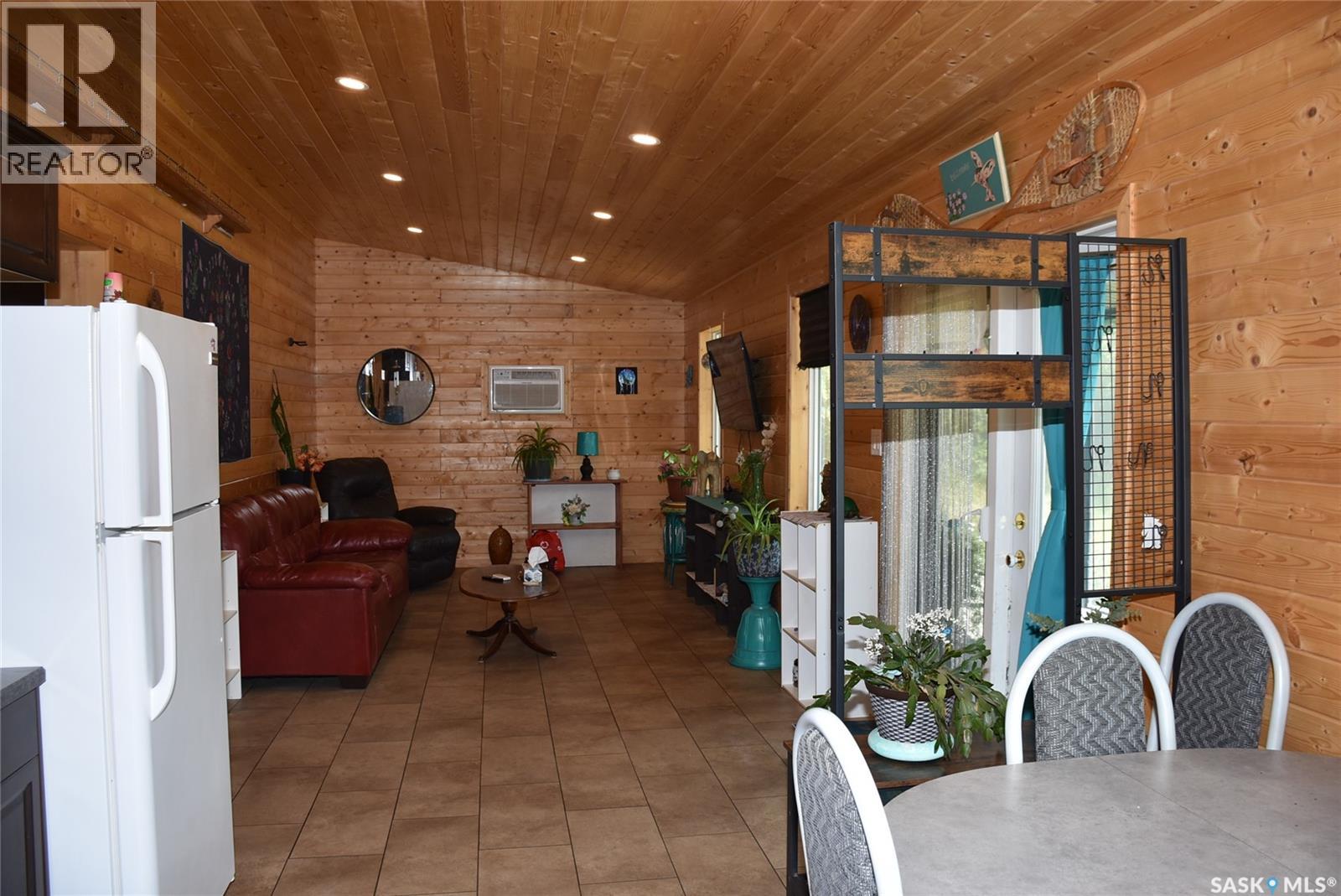 719 Pasqua Lake Road, North Qu'appelle Rm No. 187, Saskatchewan  S0G 1S0 - Photo 10 - SK032610