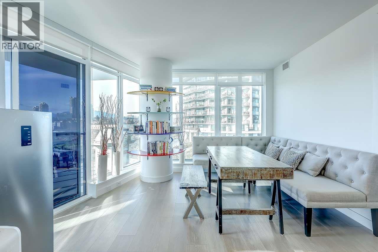 303 7683 Park Crescent, Burnaby, British Columbia  V3N 0J4 - Photo 2 - R3109720