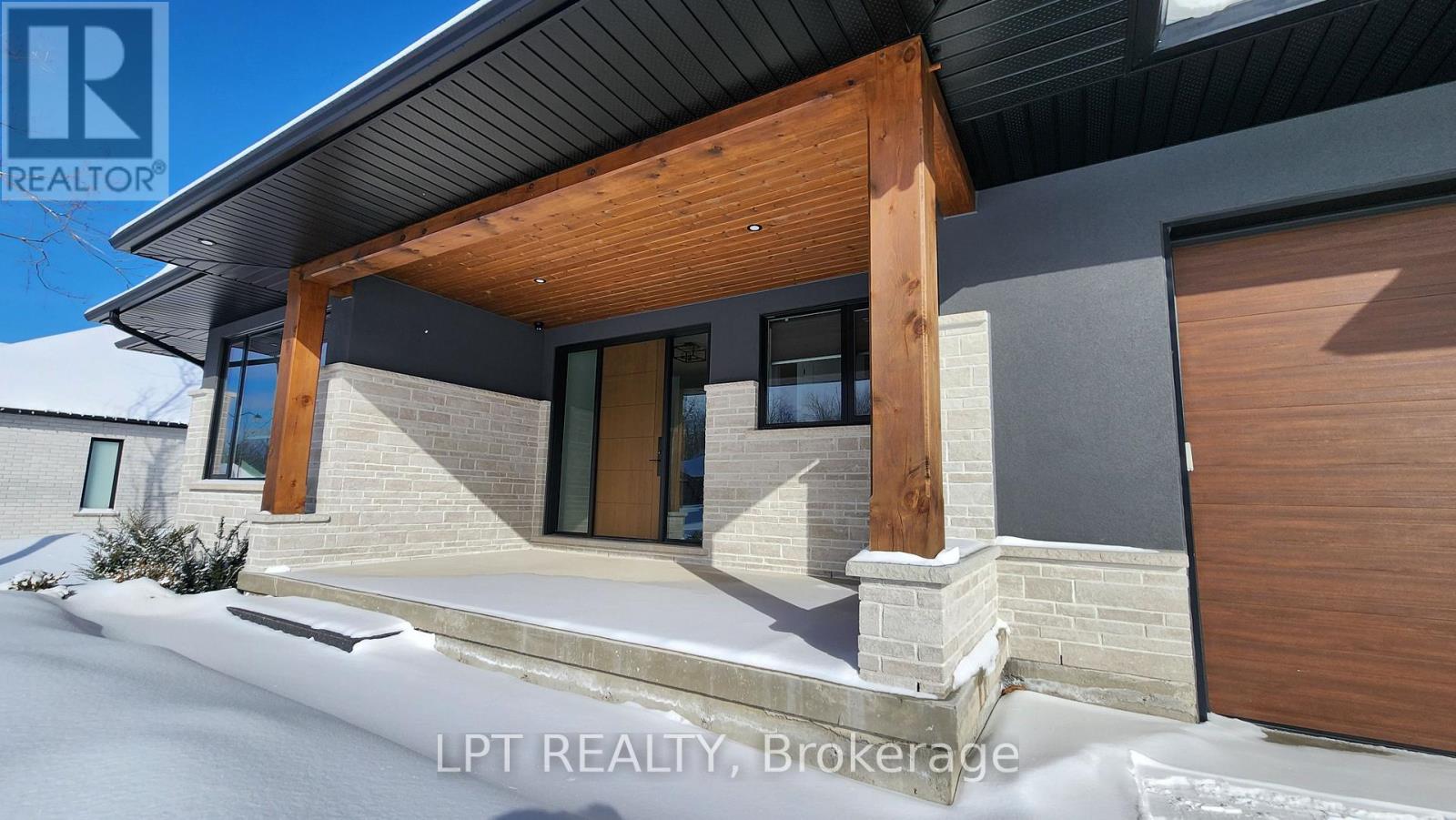 15 Byers Street, Springwater, Ontario  L9X 2A3 - Photo 39 - S12983638