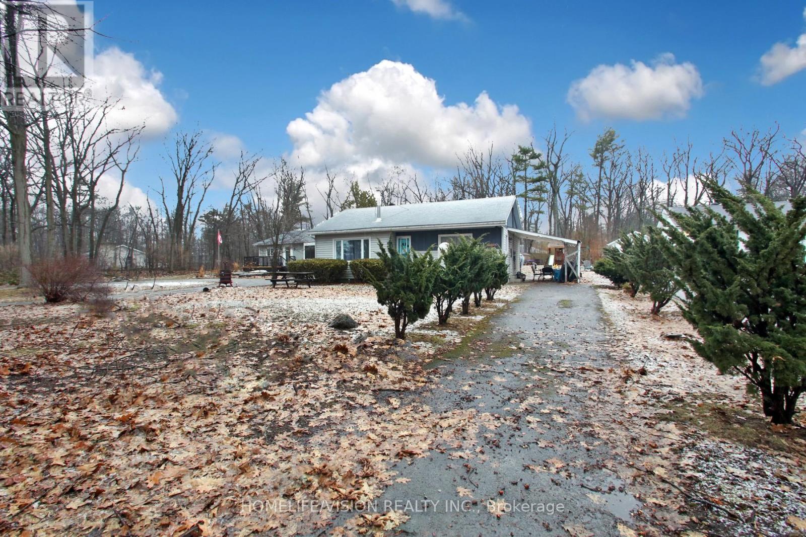 1807 Tiny Beaches Road S, Tiny, Ontario  L0L 1P1 - Photo 6 - S12983826