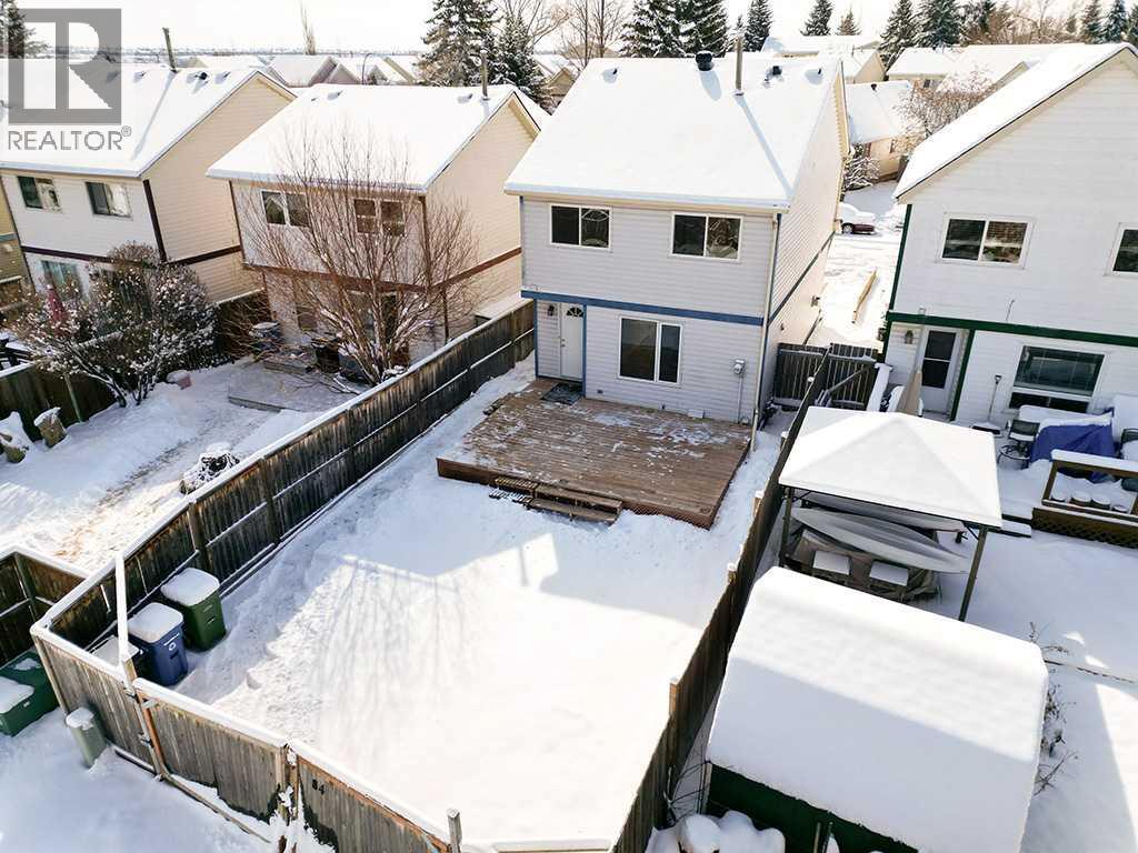 84 Queen Anne Close Se, Calgary, Alberta  T2J 6E5 - Photo 4 - A2297716