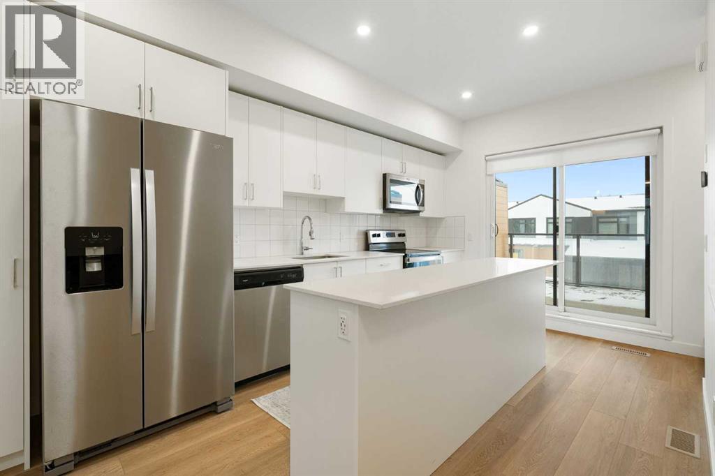 8528 21 Avenue SE, Calgary, Alberta  L4H 3H5 - Photo 3 - A2300478