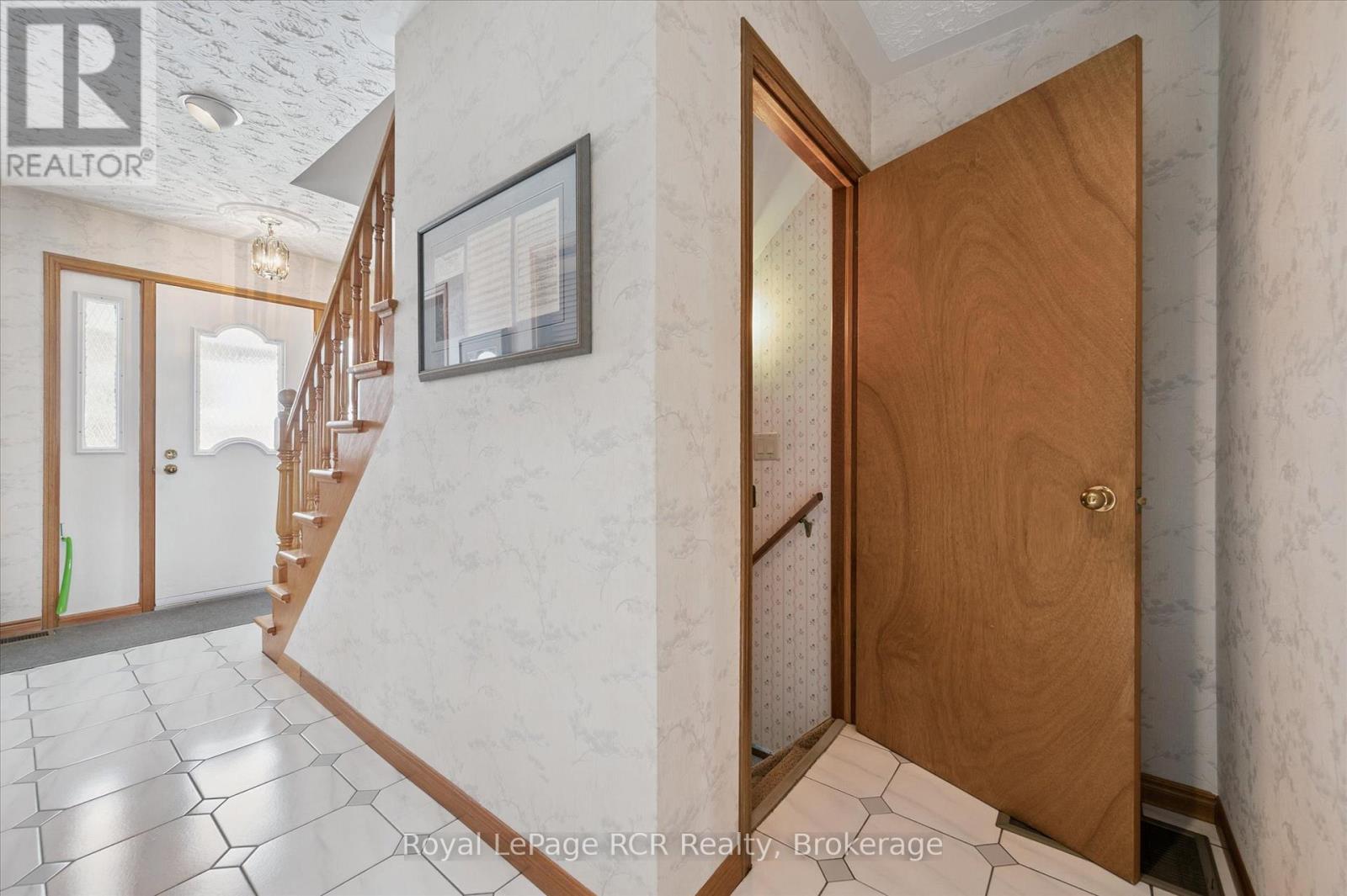 5 Jackson Crescent, North Perth, Ontario  N4W 1K2 - Photo 23 - X12767104