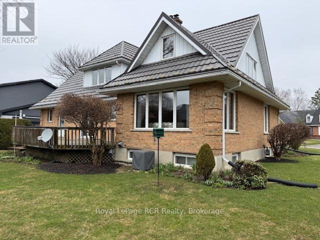 5 Jackson Crescent, North Perth, Ontario  N4W 1K2 - Photo 3 - X12767104