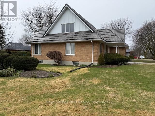 5 Jackson Crescent, North Perth, Ontario  N4W 1K2 - Photo 2 - X12767104