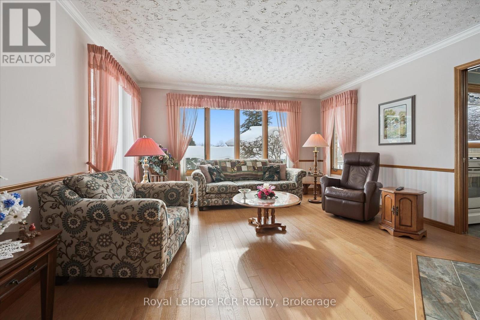 5 Jackson Crescent, North Perth, Ontario  N4W 1K2 - Photo 6 - X12767104