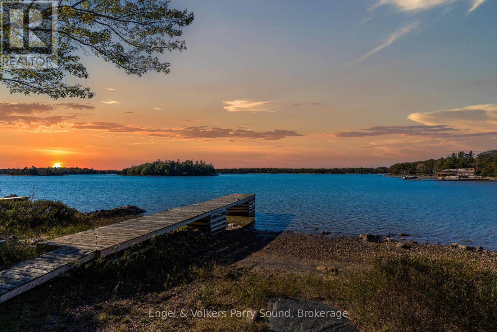 5 Beech Avenue, Carling, Ontario  P0G 1G0 - Photo 46 - X12983476