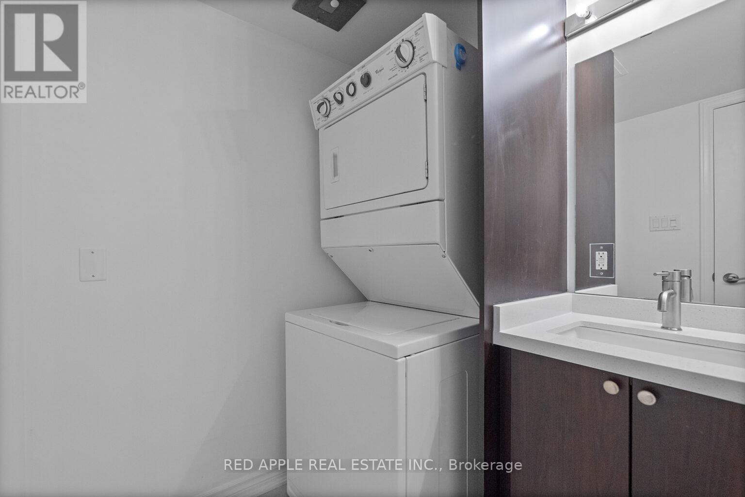 213 - 872 Sheppard Avenue W, Toronto, Ontario  M3H 5V5 - Photo 29 - C12726312