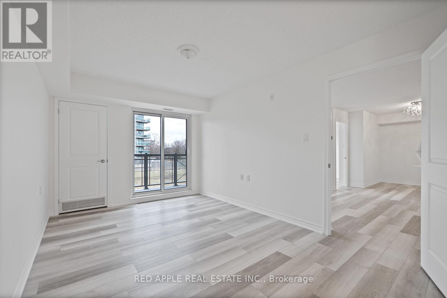 213 - 872 Sheppard Avenue W, Toronto, Ontario  M3H 5V5 - Photo 24 - C12726312