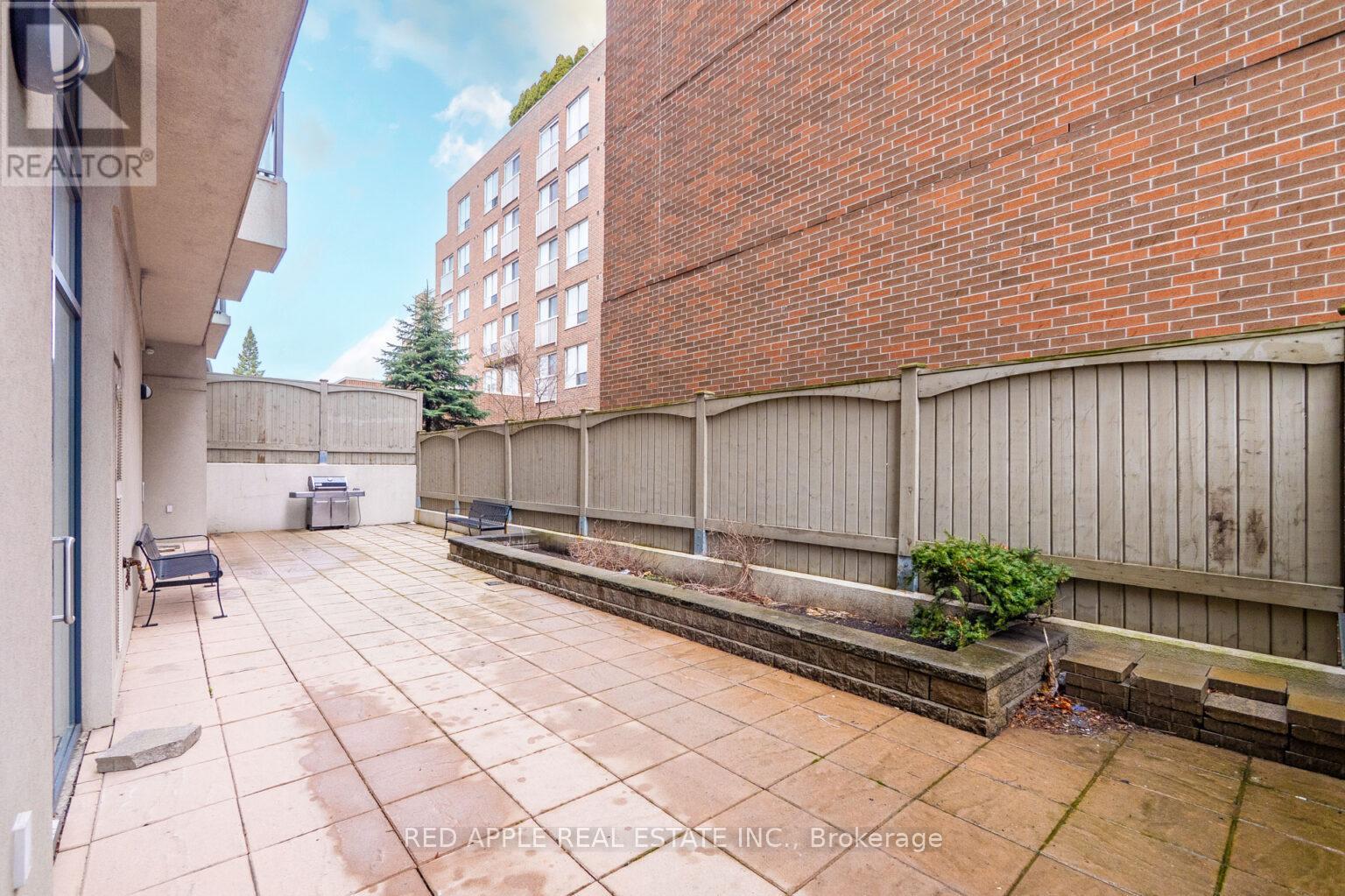 213 - 872 Sheppard Avenue W, Toronto, Ontario  M3H 5V5 - Photo 40 - C12726312