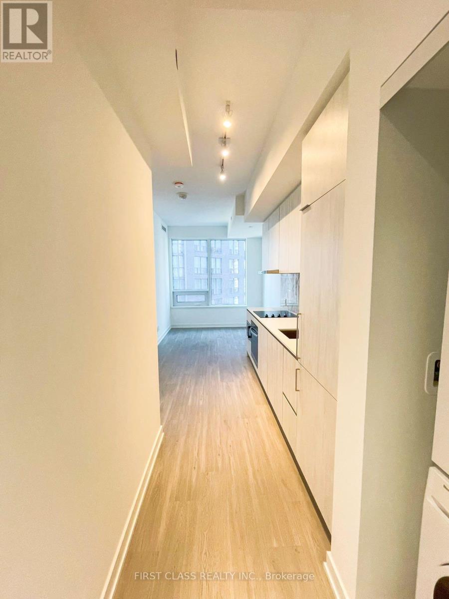 1001 - 8 Wellesley Street W, Toronto, Ontario  M4Y 0J5 - Photo 2 - C12983604