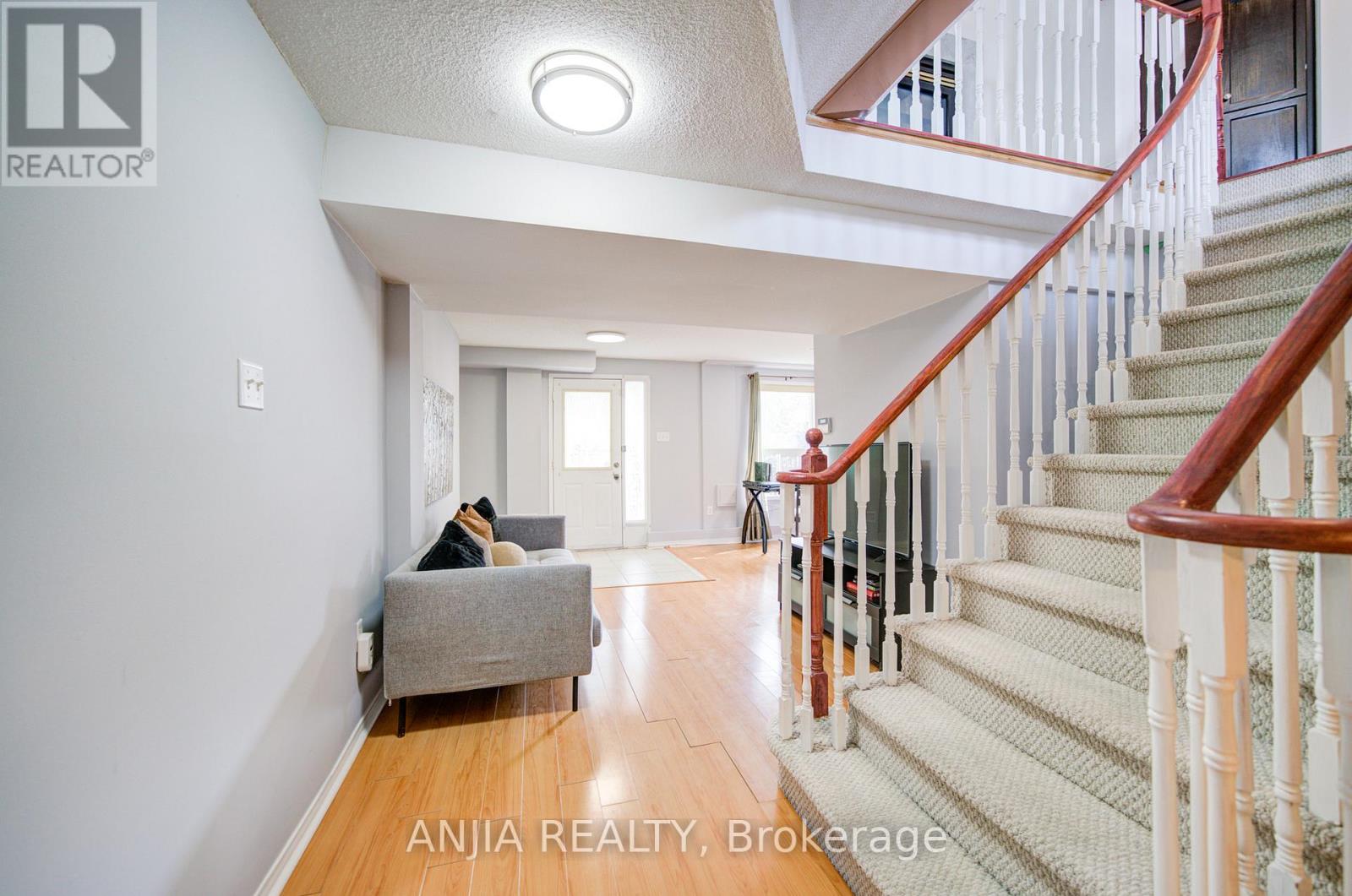 195 Shirley Drive, Richmond Hill, Ontario  L4S 1T3 - Photo 29 - N12981928