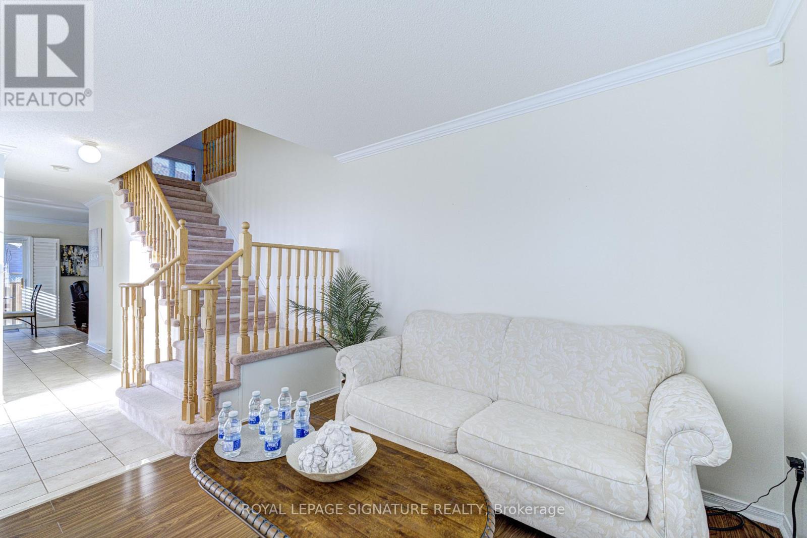 1019 Kennedy Circle, Milton, Ontario  L9T 5S4 - Photo 12 - W12983100