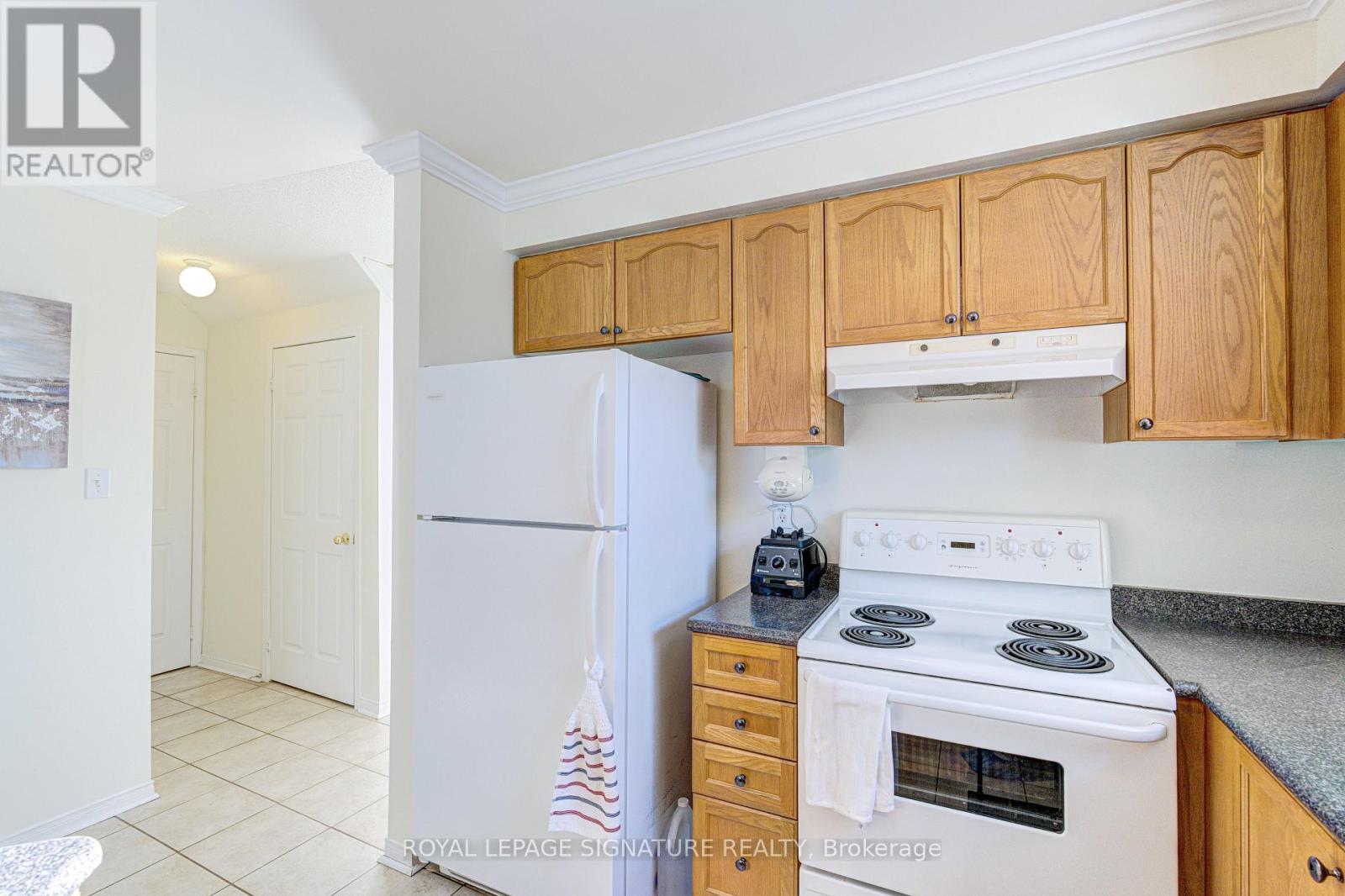 1019 Kennedy Circle, Milton, Ontario  L9T 5S4 - Photo 18 - W12983100