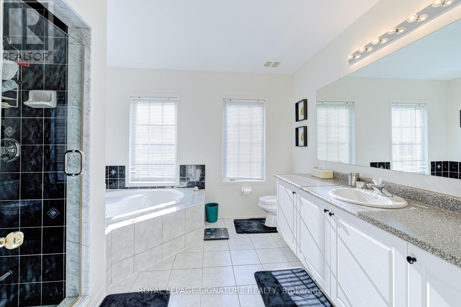 1019 Kennedy Circle, Milton, Ontario  L9T 5S4 - Photo 41 - W12983100