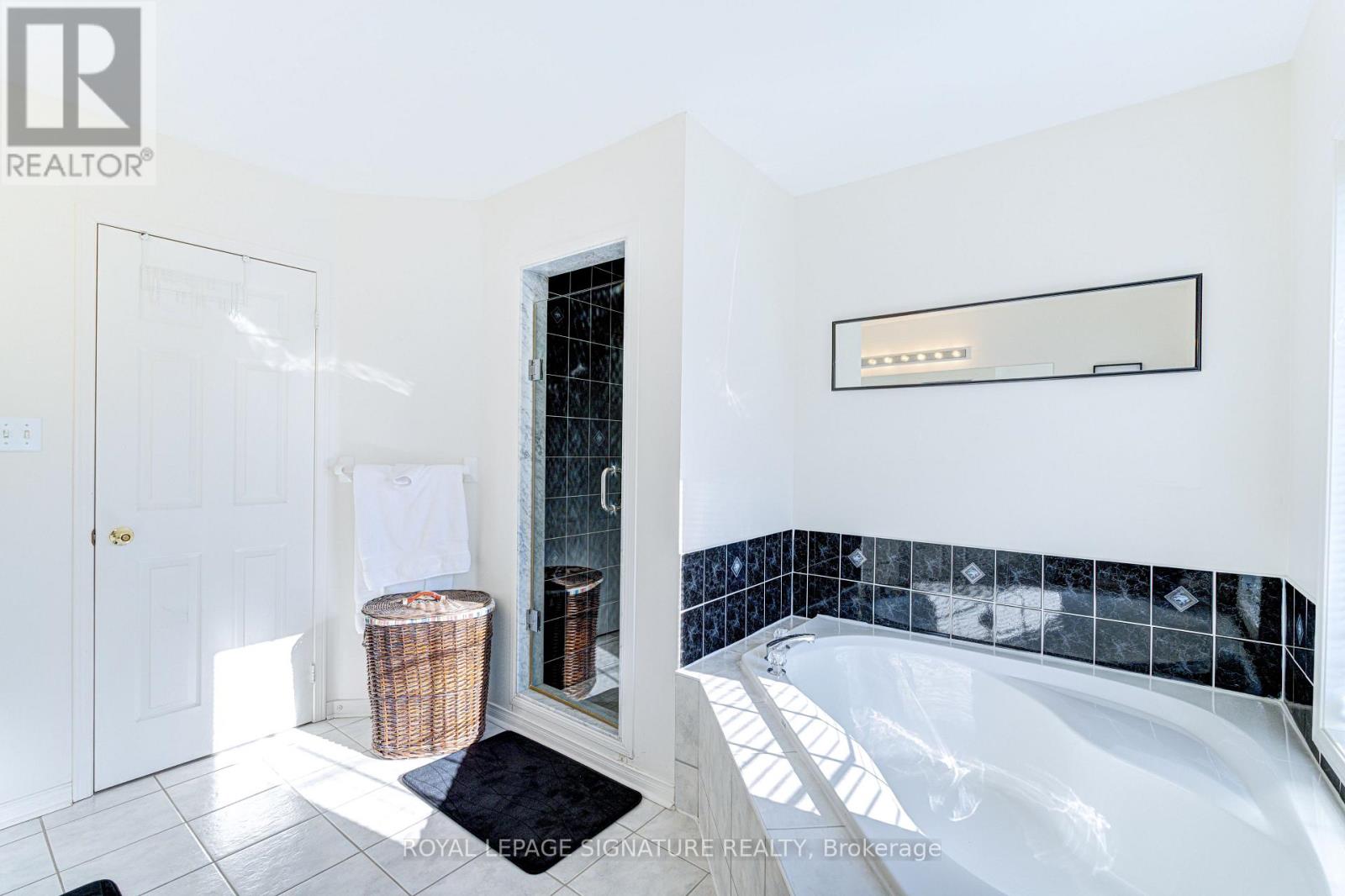 1019 Kennedy Circle, Milton, Ontario  L9T 5S4 - Photo 40 - W12983100