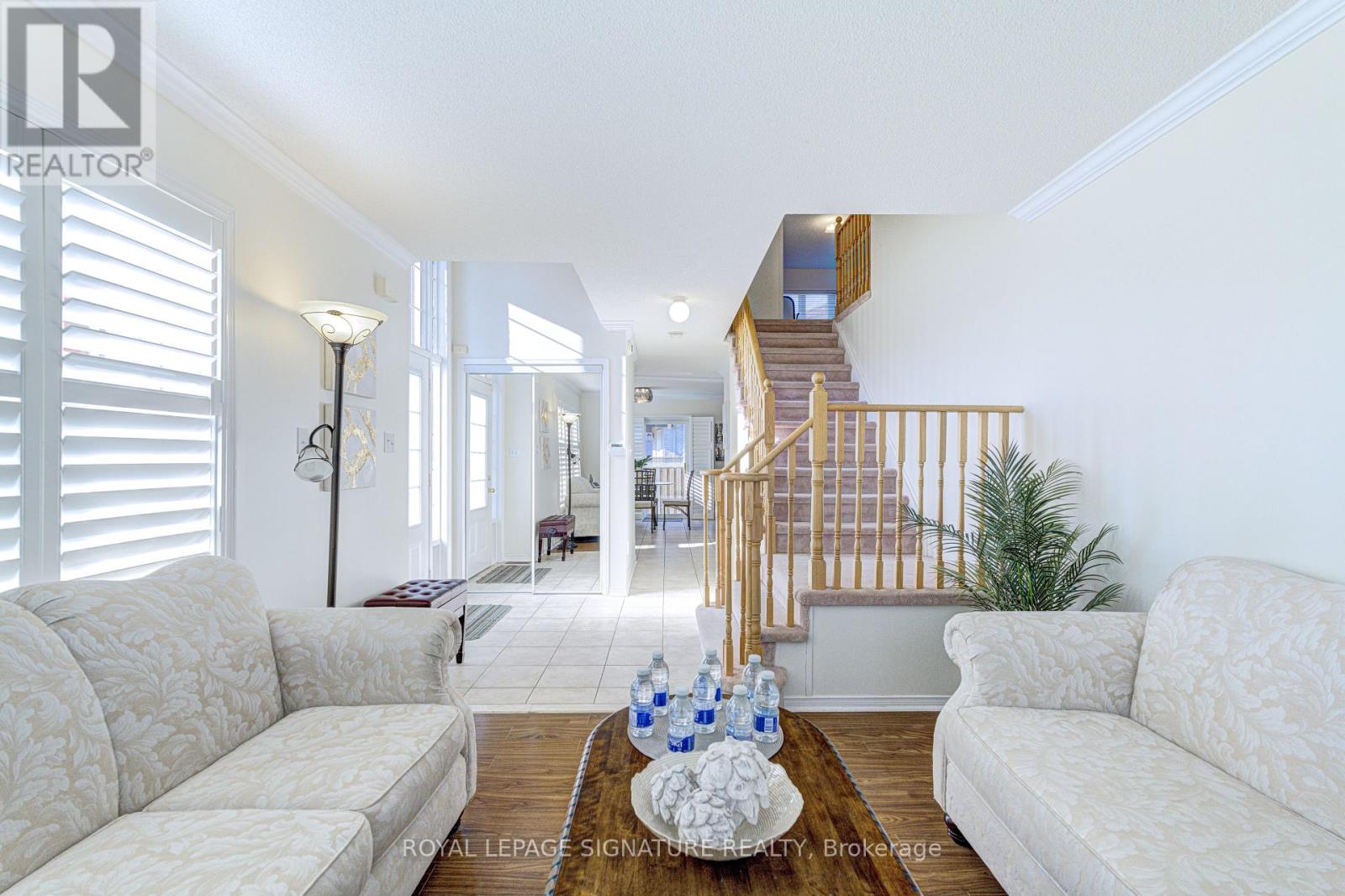 1019 Kennedy Circle, Milton, Ontario  L9T 5S4 - Photo 13 - W12983100