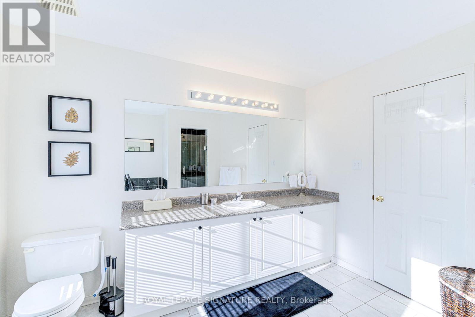 1019 Kennedy Circle, Milton, Ontario  L9T 5S4 - Photo 39 - W12983100