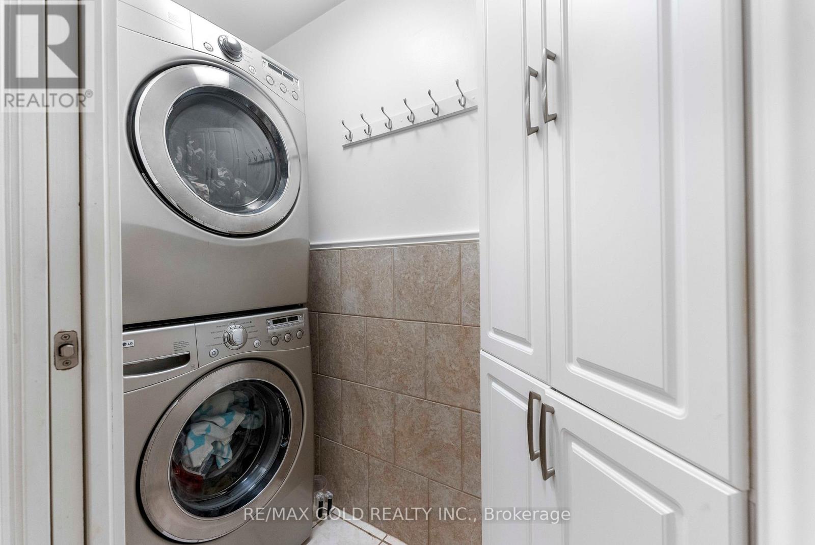 4187 Trellis Crescent, Mississauga, Ontario  L5L 2M1 - Photo 21 - W12983516