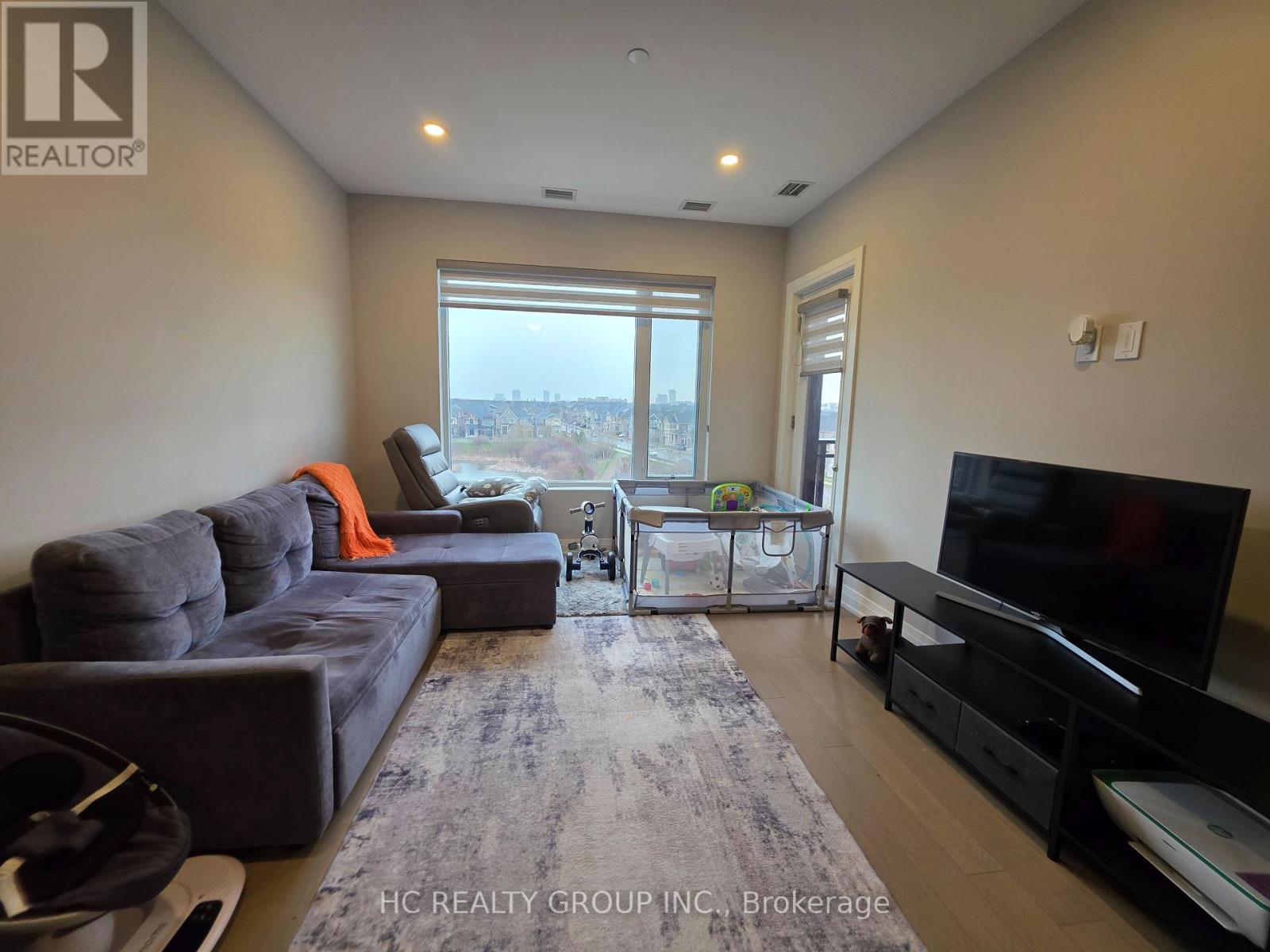 404 - 3265 Carding Mill Trail, Oakville, Ontario  L6M 5P7 - Photo 9 - W12983548