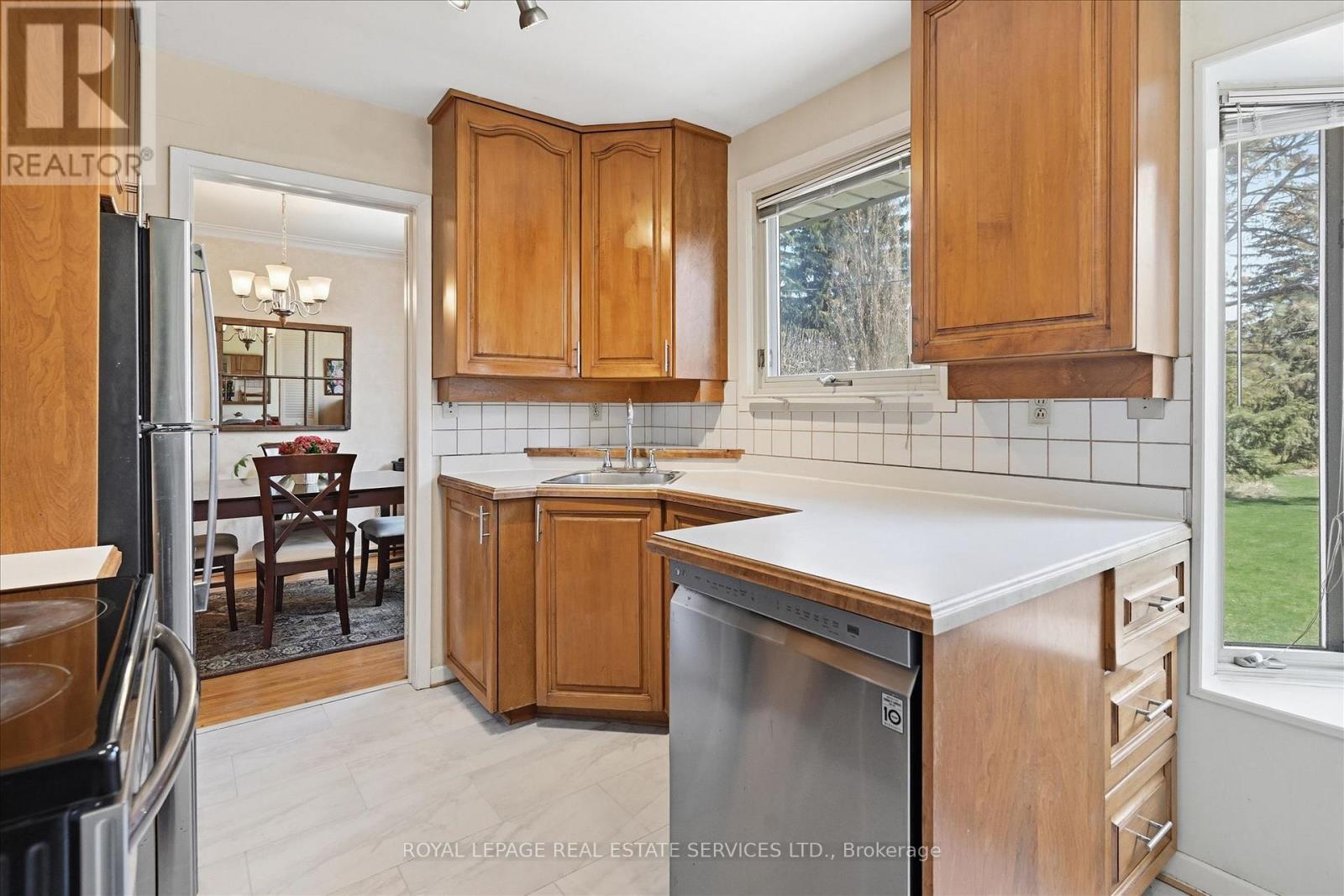 2142 Hixon Street, Oakville, Ontario  L6L 1T4 - Photo 10 - W12983584