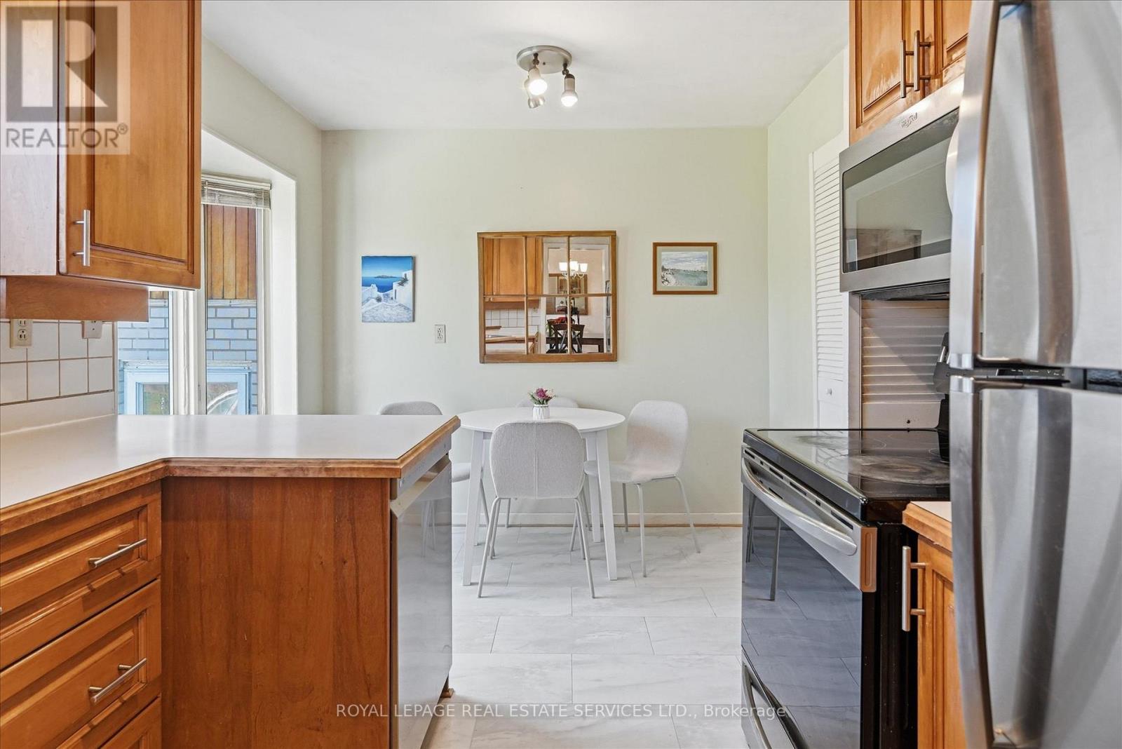 2142 Hixon Street, Oakville, Ontario  L6L 1T4 - Photo 13 - W12983584