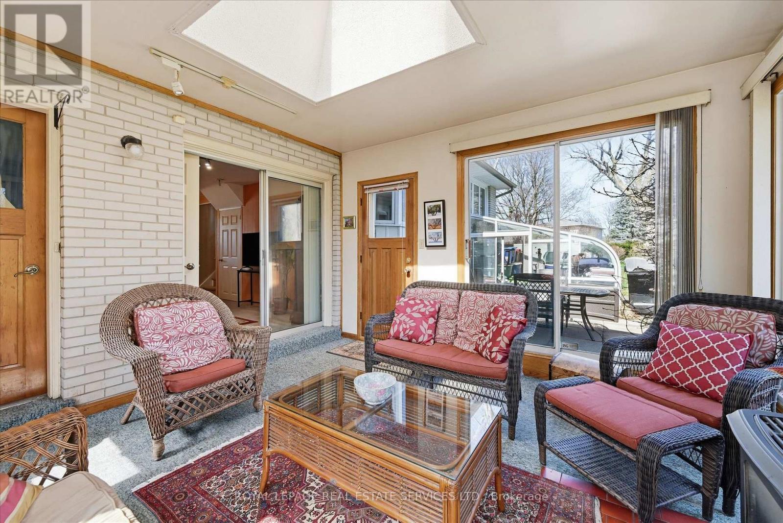 2142 Hixon Street, Oakville, Ontario  L6L 1T4 - Photo 35 - W12983584