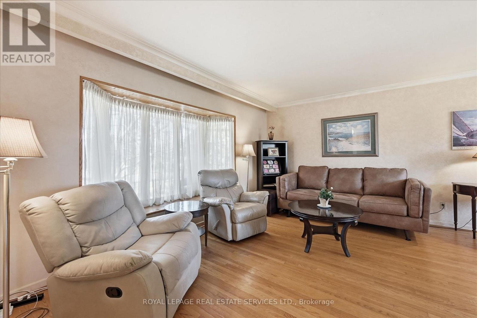 2142 Hixon Street, Oakville, Ontario  L6L 1T4 - Photo 4 - W12983584