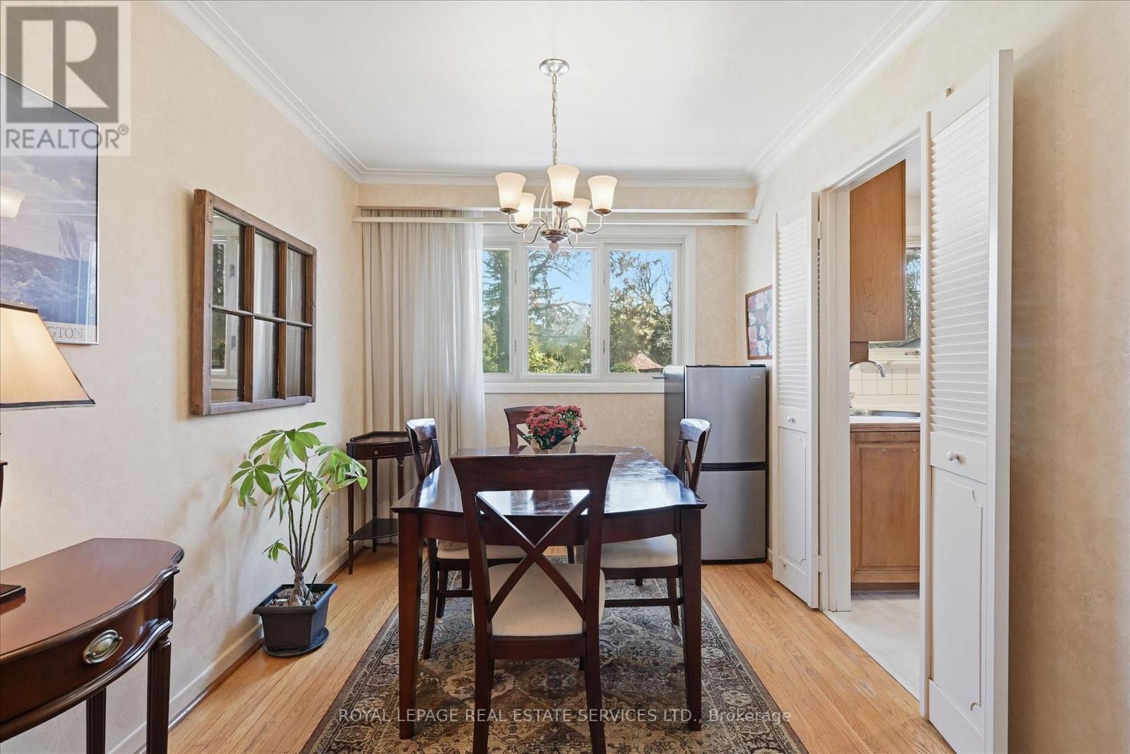 2142 Hixon Street, Oakville, Ontario  L6L 1T4 - Photo 8 - W12983584