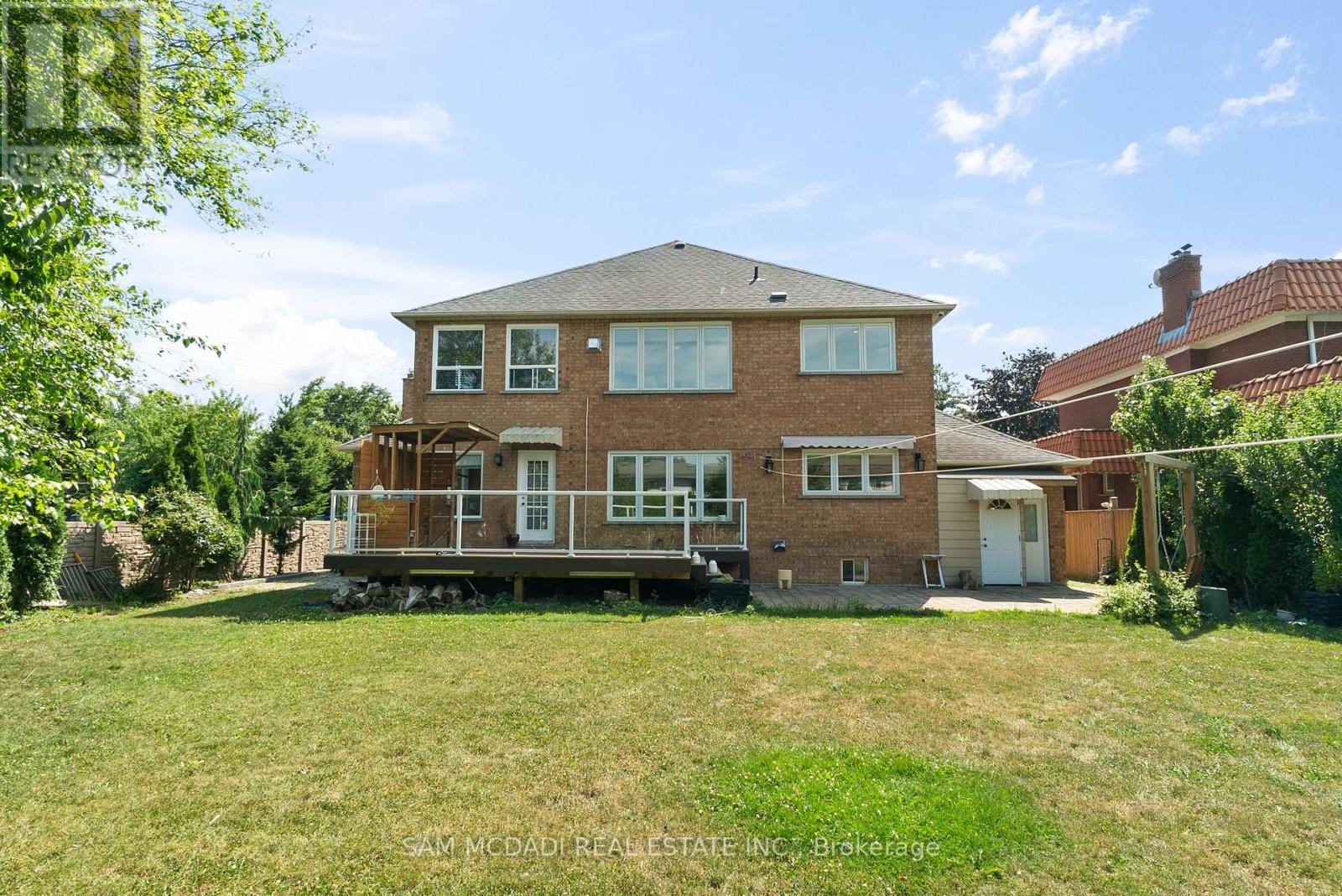2339 Glengarry Road, Mississauga, Ontario  L5C 1Y1 - Photo 35 - W12983590