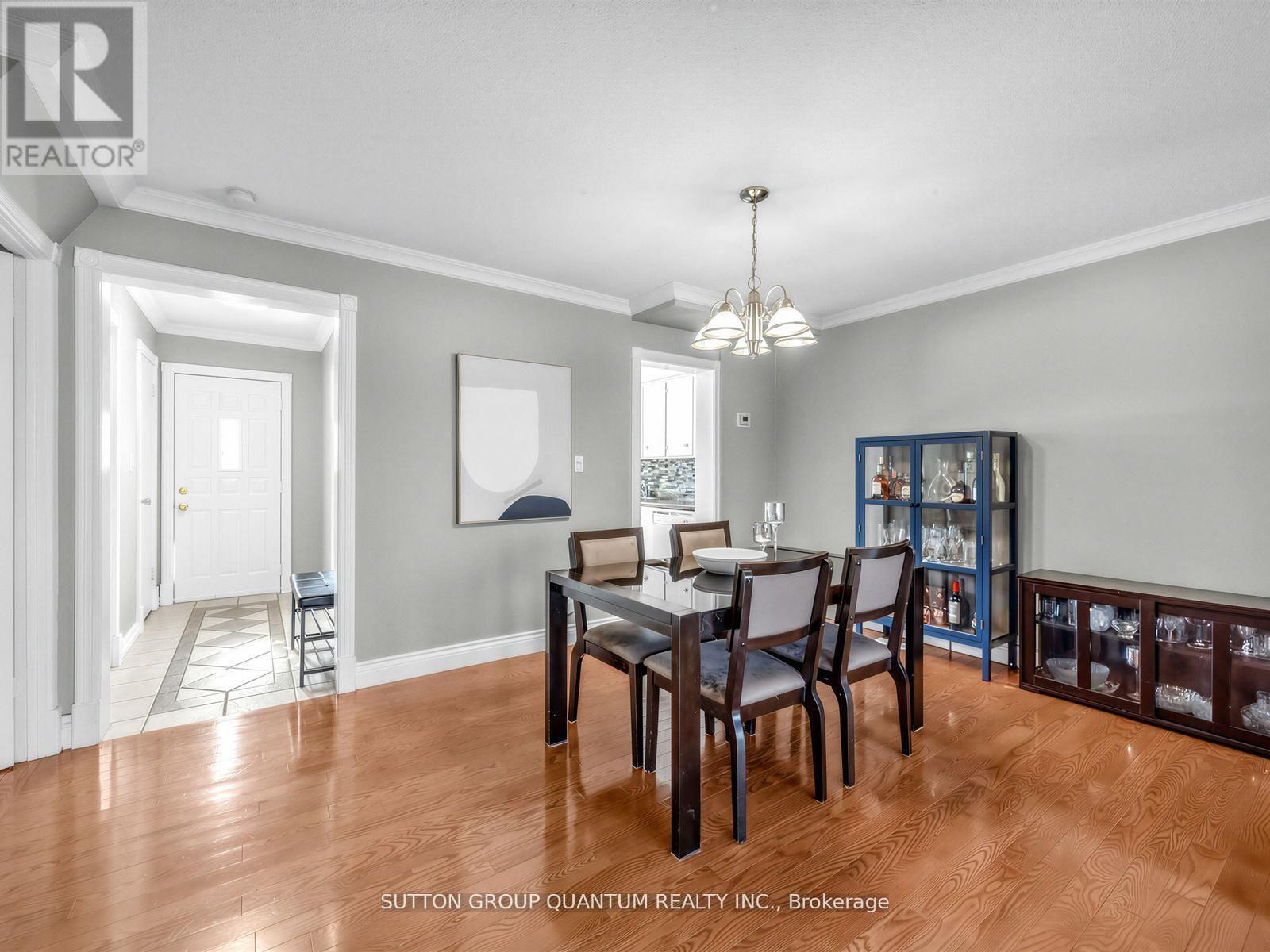 30 - 3665 Flamewood Drive, Mississauga, Ontario  L4Y 3P5 - Photo 13 - W12983618