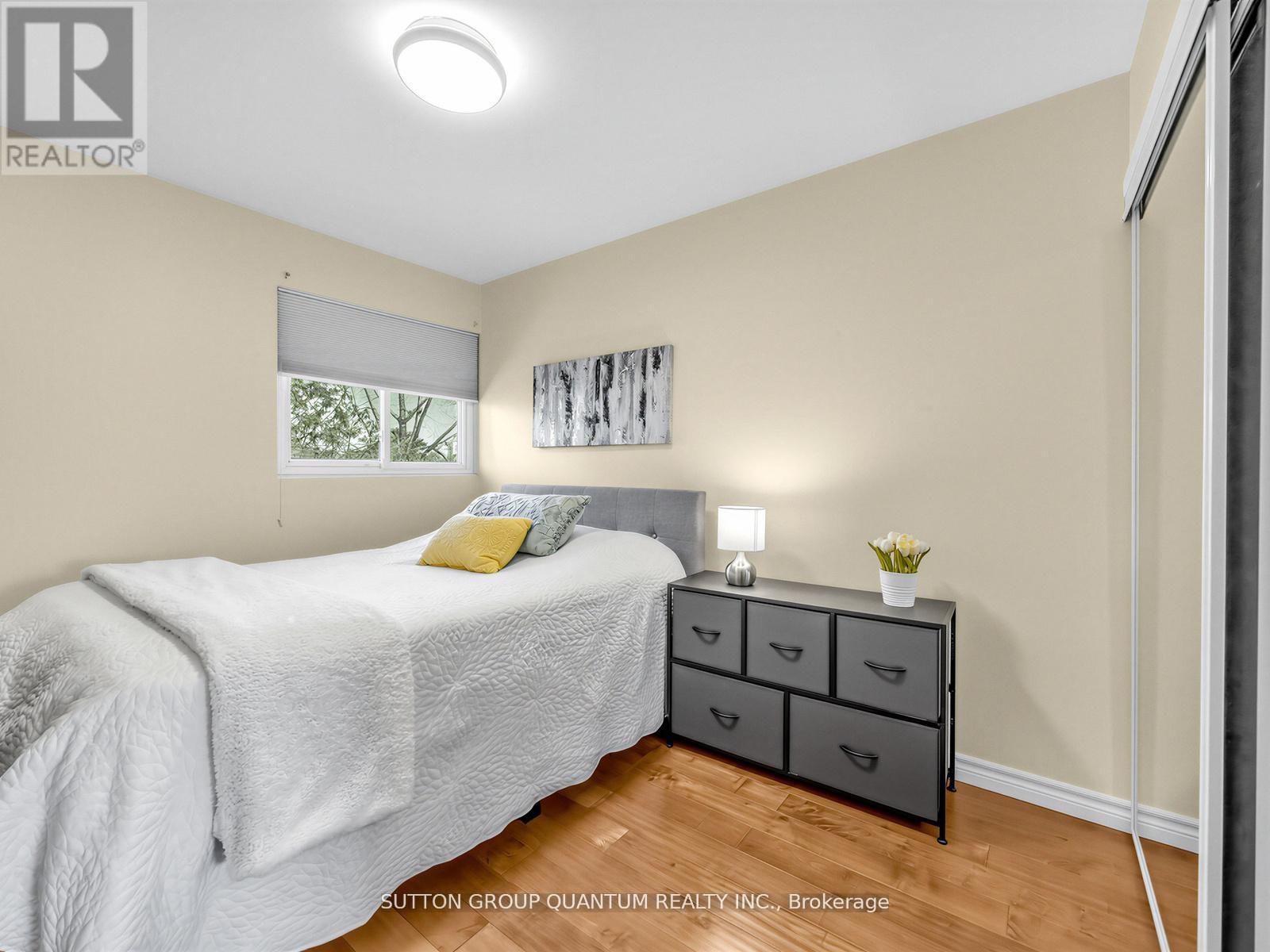 30 - 3665 Flamewood Drive, Mississauga, Ontario  L4Y 3P5 - Photo 23 - W12983618