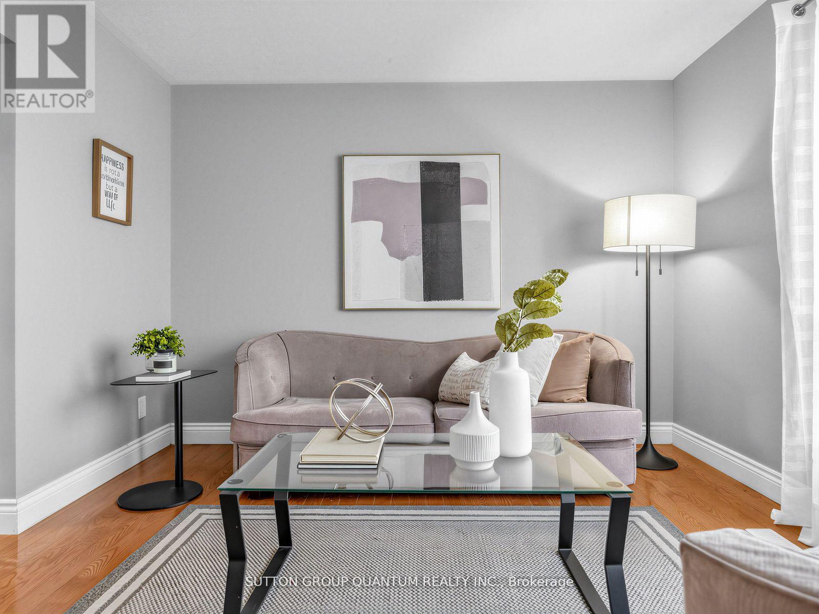 30 - 3665 Flamewood Drive, Mississauga, Ontario  L4Y 3P5 - Photo 9 - W12983618