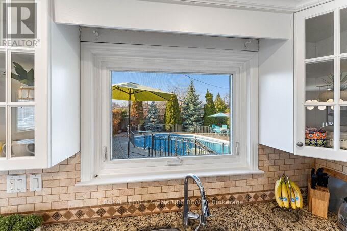 130 Carsbrooke Road, Toronto, Ontario  M9C 3C8 - Photo 19 - W12983640