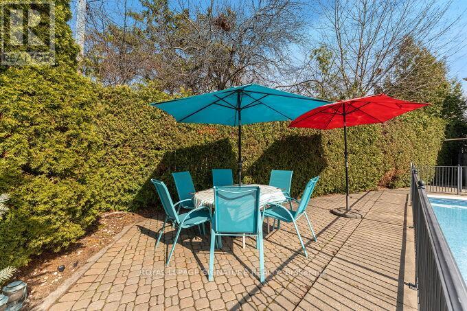 130 Carsbrooke Road, Toronto, Ontario  M9C 3C8 - Photo 28 - W12983640